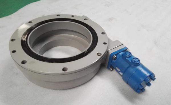 SE12 High Torque Hydraulic Slew Drive For Construction Machinery And Cranes