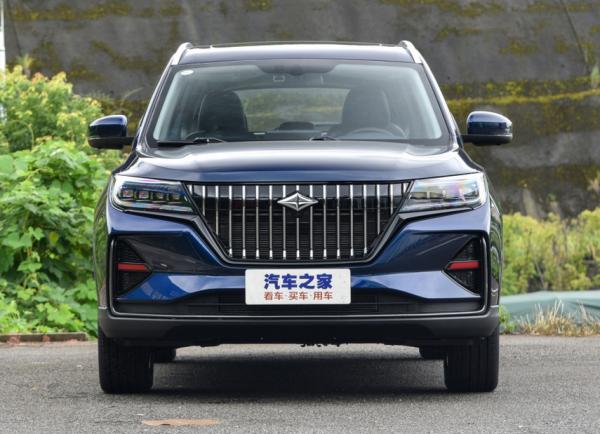Luxury Medium 1.5T Gasoline SUV For Family Use With Five Doors At 180KM