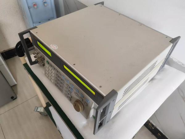 5720A Fluke Multifunction Calibrator With Colour Touchscreen