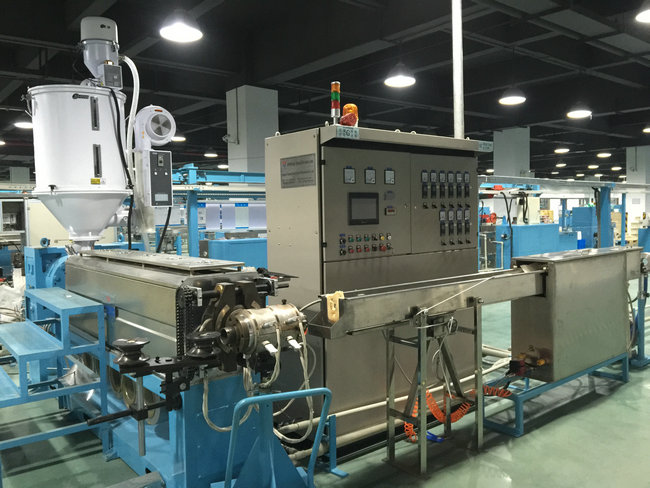Fuchuan Electrical Wire PU Extrusion Line Tension Pay Off 90mm Screw Dia