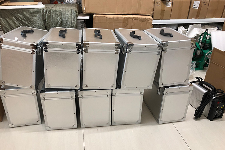 Автоматическое многофункциональное со всем сварочным аппаратом Electrofusion трубы полиэтилена аксессуаров
