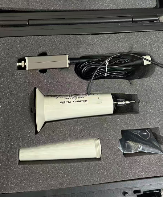 Tektronix P6015A High-Voltage Probe with 75 MHz Bandwidth 1000X Attenuation and 20 kV DC Input