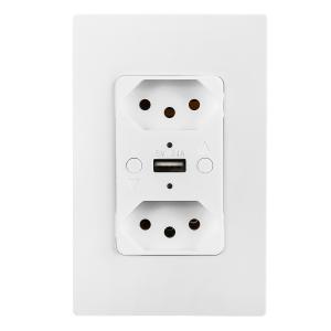 多機能のブラジルスマートWiFiプラグ 10A USB充電