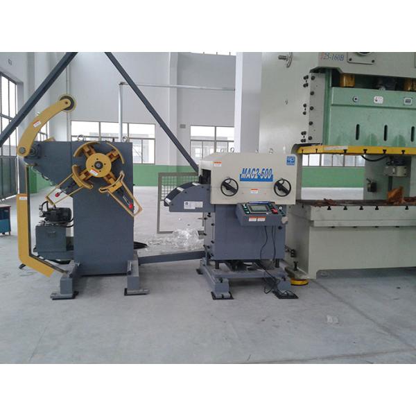 Extrusion Molding Process Heavy Material Rack Feeder Fully Automatic Speed Control