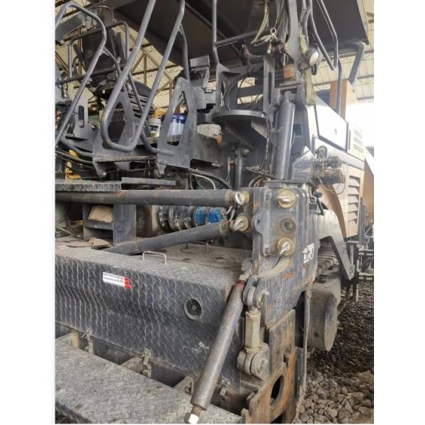 Bajo ruido 15 toneladas XCMG RP1253T máquina de pavimentación usada 243kw ahorro de energía