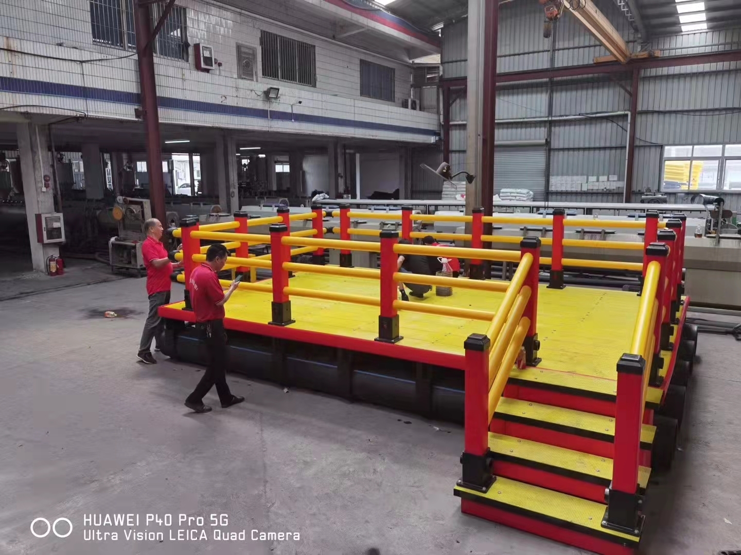 HDPE floating fish cage is designed for aquaculture and recreational fishing