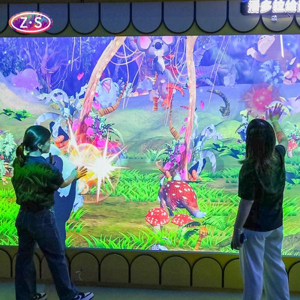 Airport Family Lounge Using Interactive Coloring Wall for Kid Entertainment