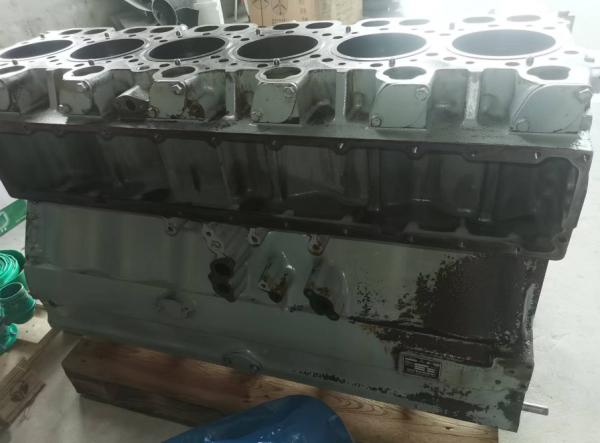 Mitsubishi S6R2-PTA Engine Cylinder body Used