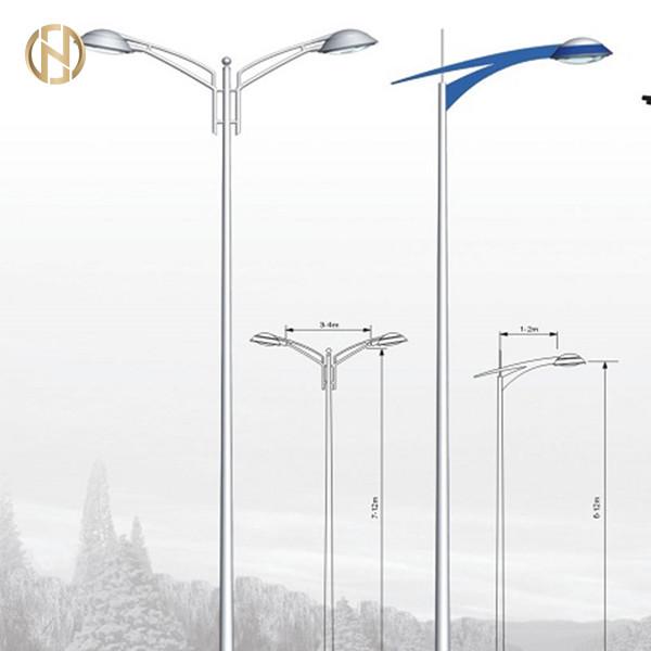Single Or Double Arm Street Light Pole Custom 3-12M 85um Galvanization Thickness