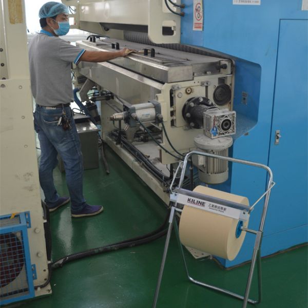 Reusable Wood Pulp Industrial Cleaning Paper Wipe in 23x40cm/sheet Jumbo Roll