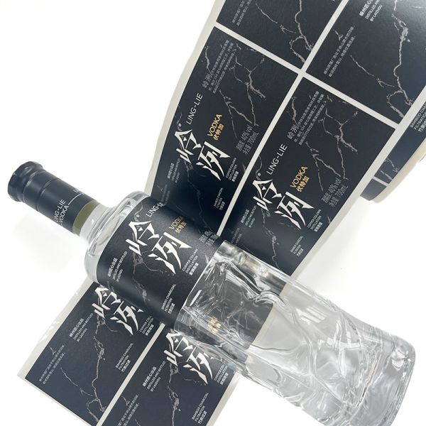 Luxury Printing Wine Bottle Vodka Packaging Label Gold Foil Stamping Rich Texture Varnished Embossed Sticker