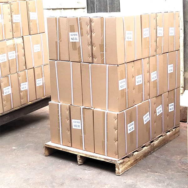 6204-53-1201 pompe à huile du moteur diesel S4D95 de KOMATSU 0.6-0.9 kilogramme pour l'industrie automobile