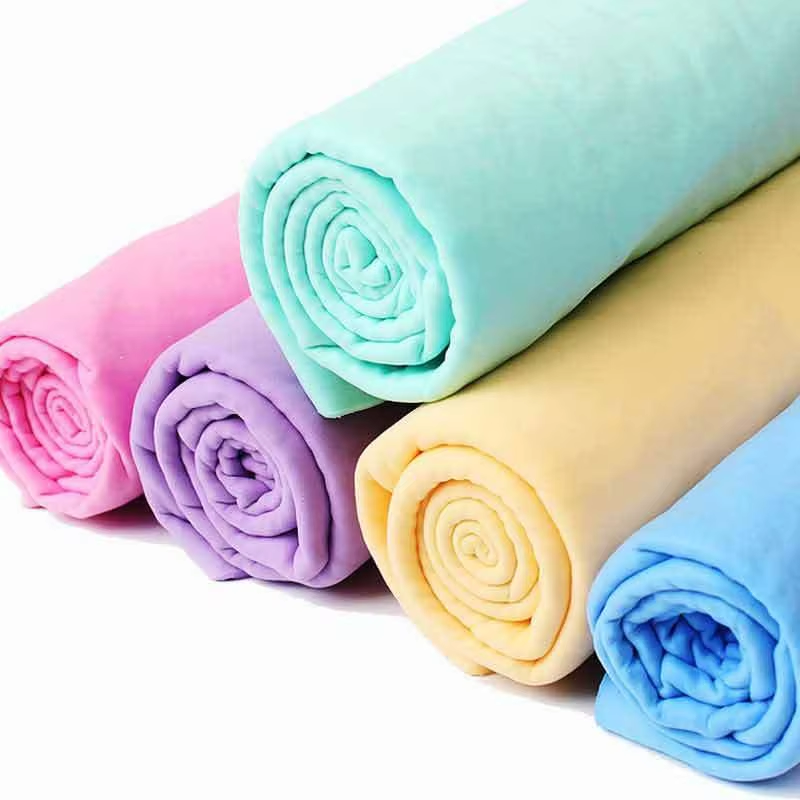 Rectangle Shape 43x32cm 100% PVA Chamois Towel For Pet Cleaning Dog Cats Washing