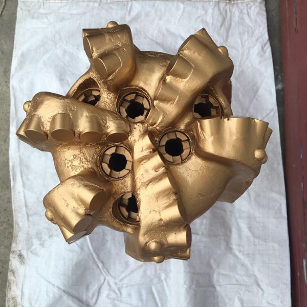 14 5/8 (371.5mm)Diamante de perfuração de poços de água PDC Bits Durabilidade longa