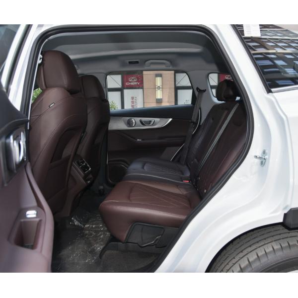 Места SUV версии 5 Chery TIGGO 8 PRO 2022 390T 254HP 4WD обширных