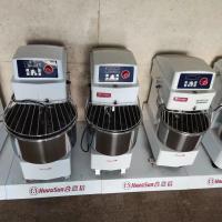 capacité du mélangeur 12kg de la pâte de 120r/Min Cast Iron Bakery Spiral