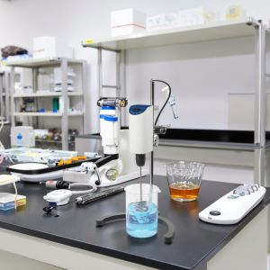 200RPM - 2500RPM Lab Overhead Stirrer OLED Digital Overhead Stirrer 10L 10000mPas CE