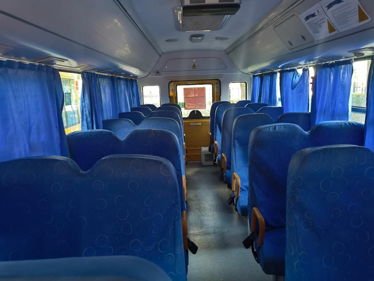 Евро v коробки передач ZK6745D подержанное мини Van 26seats Weichai WP3 быстрое