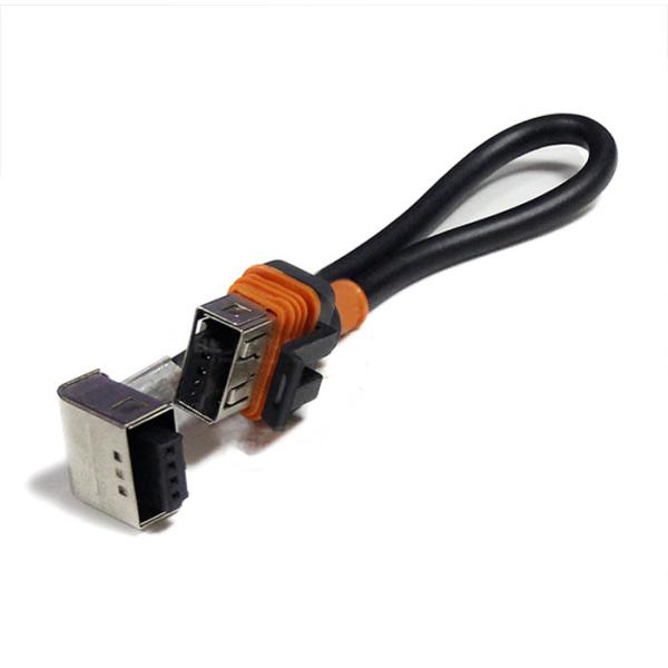 CNLM СПРЯТАЛО переходник гнезда