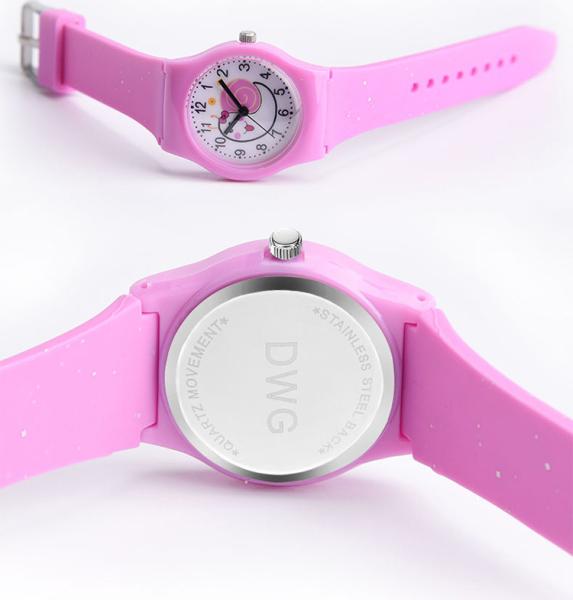 Professional Plastic Quartz Watch Water Resistant With UP Dial One Year Guarantee