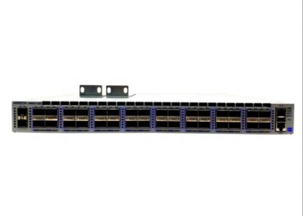 Used Arista DCS-7060CX-32S 32x100GbE QSFP Switch For Large Scale Data Centers