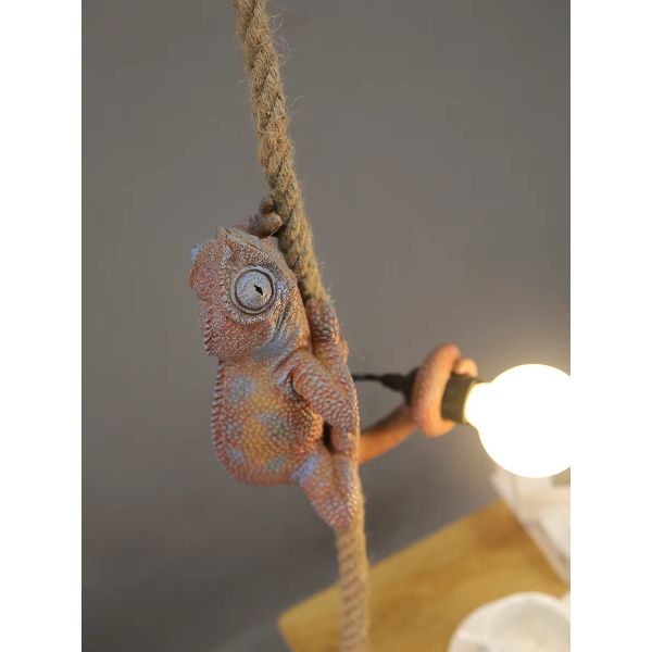 Retro pendant light Resin White color chameleon pendant Lamp Animal chandelier (WH-VP-299)