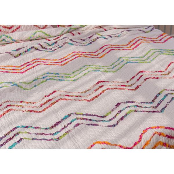 Country Style Wave Embroidered King Size Patchwork Quilts 3pcs 100% Cotton