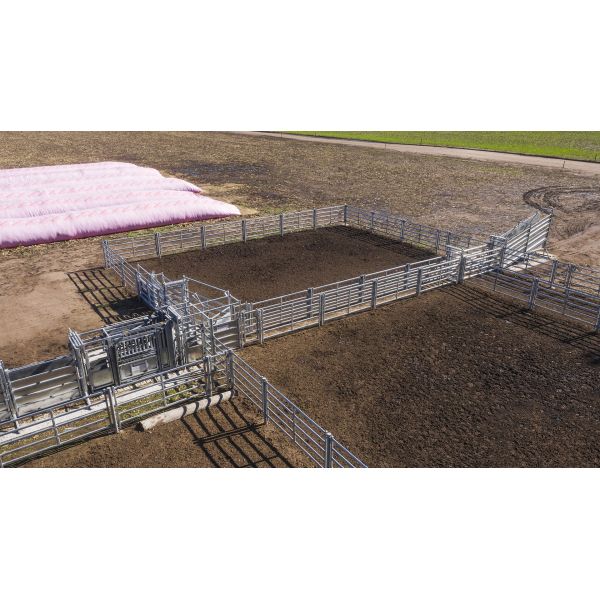 Galvanized Mesh Sheep Enclosure Fence Ensuring Long Lasting Protection and Minimal Maintenance for Livestock Containment