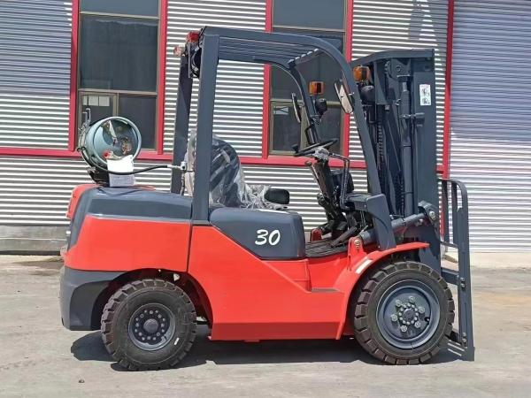 3.5 Ton Propane Forklift with EPA Engine and Fork Width of 685mm