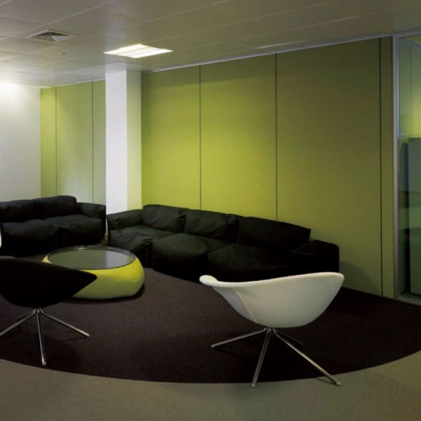 Стены перегородки доказательства белых деревянных рассекателей стены офиса ядровые