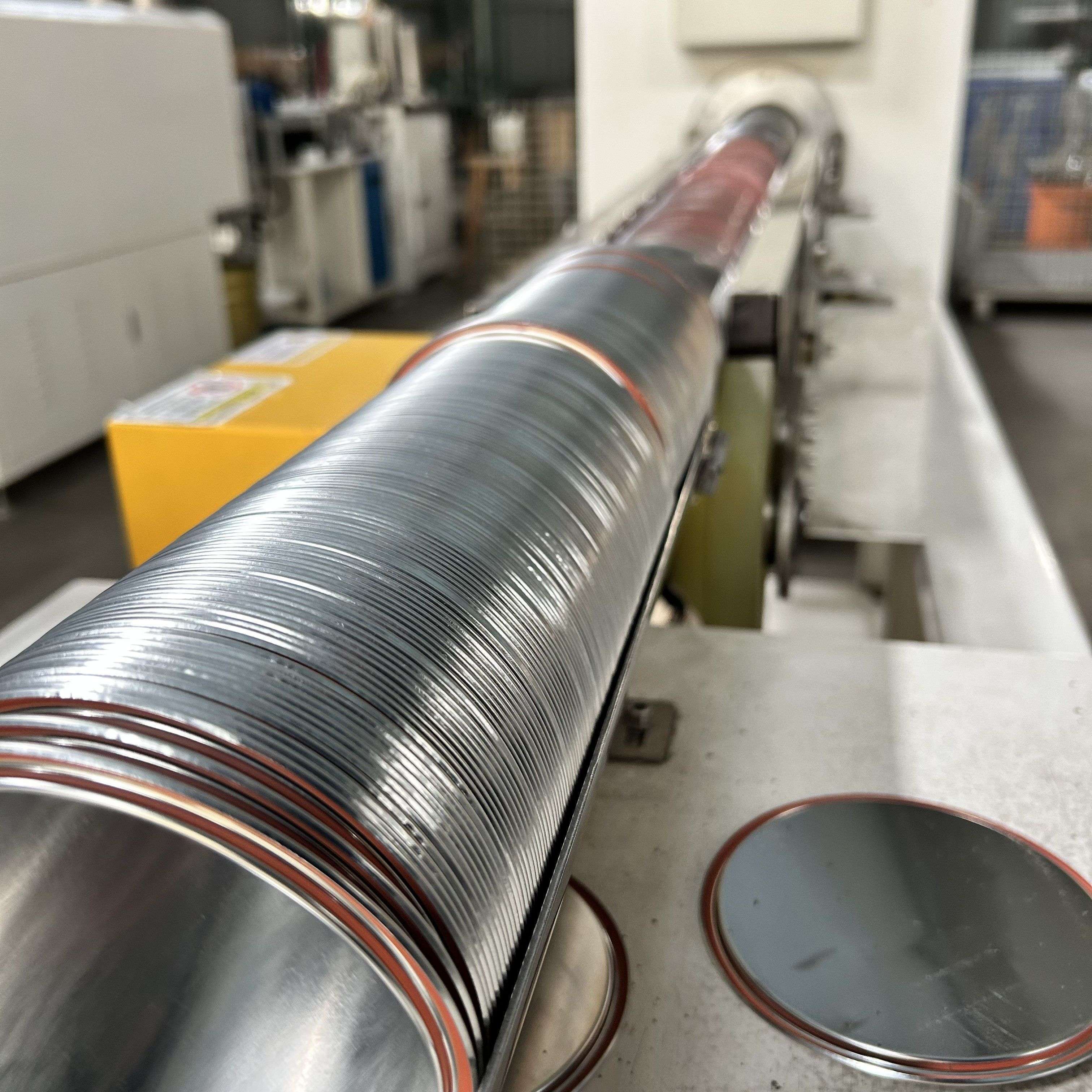 Изготовленные на заказ крышки волочения металла аксессуаров 0.30mm олова с машиной Spouts автоматической штемпелюя