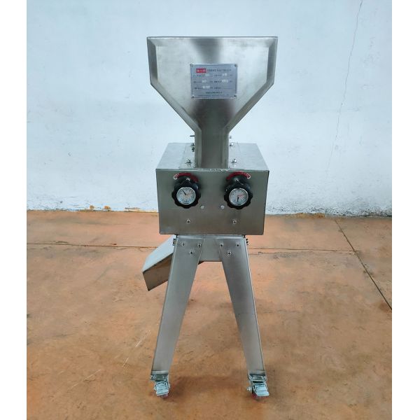 50-150kg/h Мощность Молотная мельница из нержавеющей стали