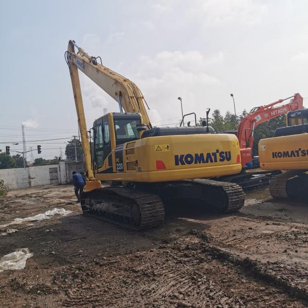 Cummins Engine Komatsu PC220-8 Excavator 23TON Operating Weight and Good Condition