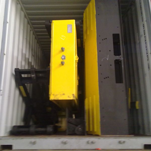 Heavy Duty Extendable 3 axles new lowbed semi trailer howo second hand 20 ft 40 ft truck flatbed semi trailers for container