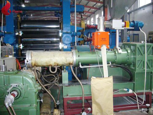 PVC 200mm Plastic Pelletizing Machine / Roller Extruder , Cylinder Planetary Roller Screw