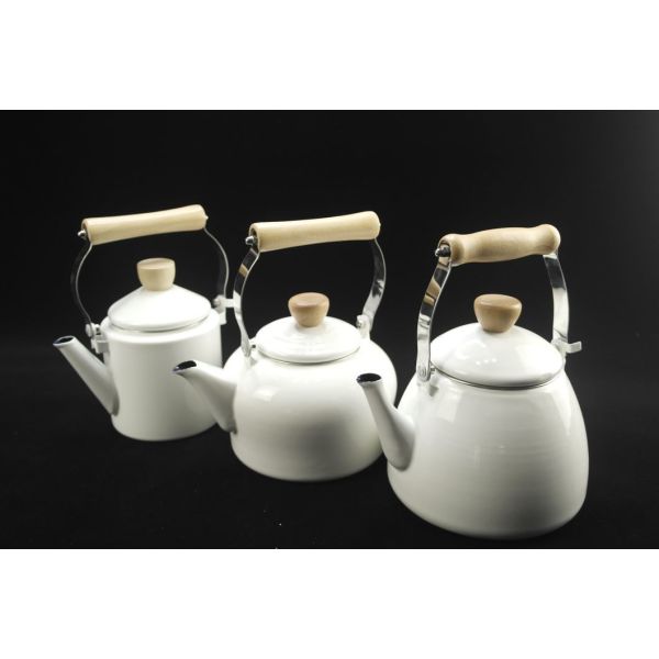 1400ml Flower Theme Enamel Water Kettles Enamel Teapot For Tea Brewing Sessions