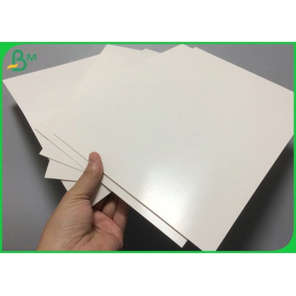 a placa branca de 300gsm FBB revestiu o material do PE para a cartonagem à prova de graxa do almoço a placa branca de 300gsm FBB revestiu o material do PE para a cartonagem à prova de graxa do almoço