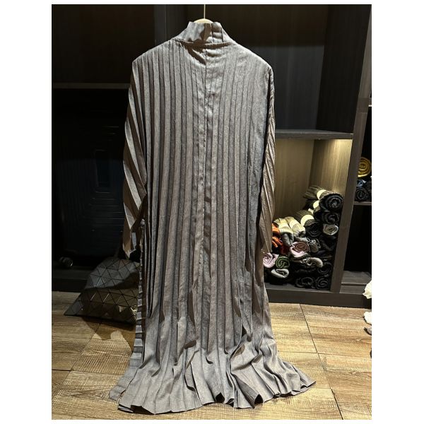 Elegant temperament, solid color, casual lapel coat, autumn new item, pleated loose oversized long sleeved coat