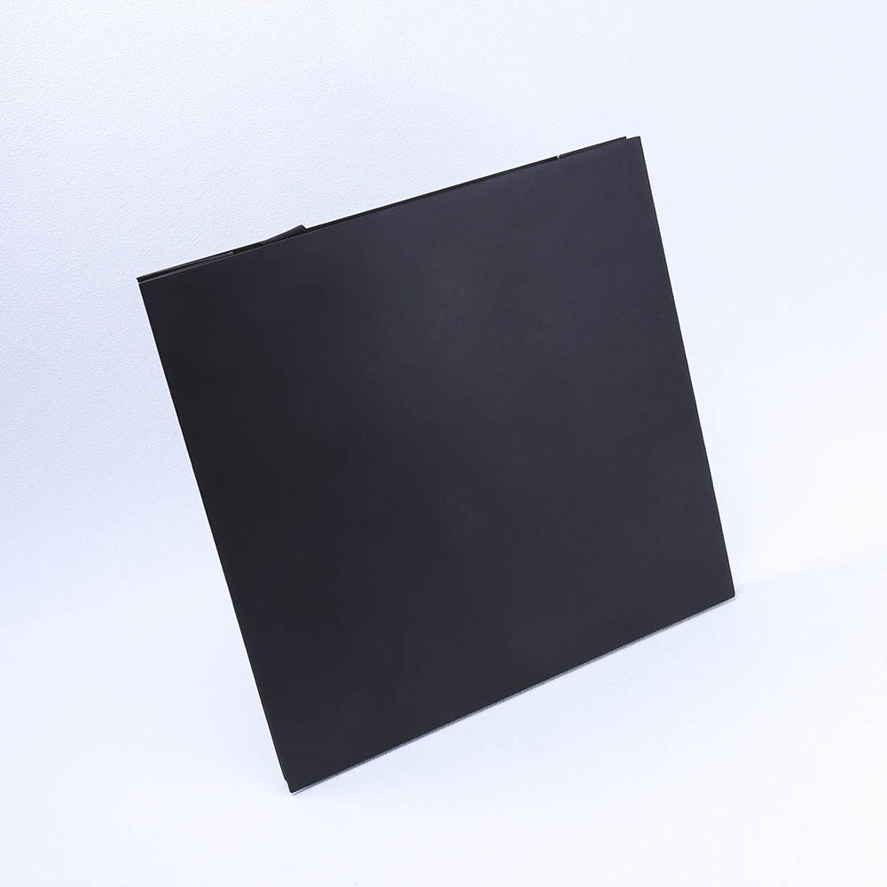 Elegant Foldable Gift Bags crafted to enhance product appeal and provide a packaging experience for retail and gifting