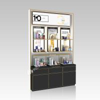 Meubles de magasin de cosmétiques Étagère d'affichage élégante et fonctionnelle Conçue pour la décoration de magasins de beauté Boutique de soins de la peau