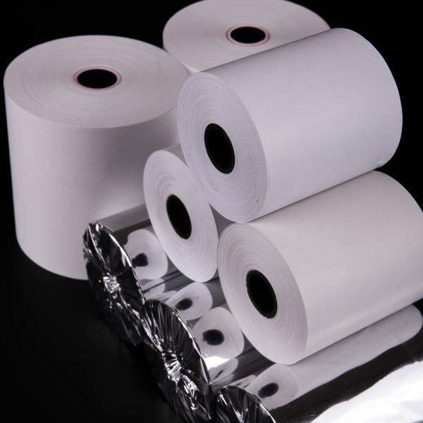Um rolo de papel térmico Jumbo de imagem limpa e nítida para ATM/POS ROLL
