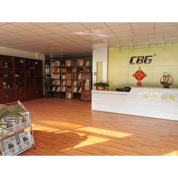 Рекламные качающиеся двери 1.5А для входа в общество