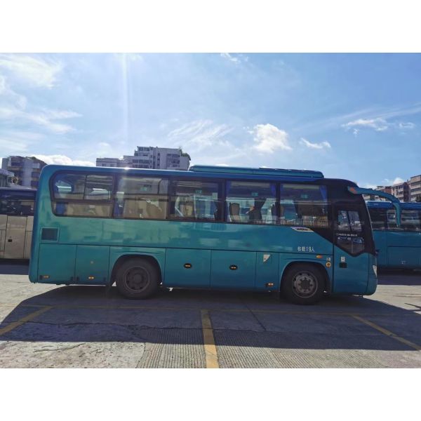 Август 2019 Второй ручной роскошный автобус 19 мест ISO сертифицированный