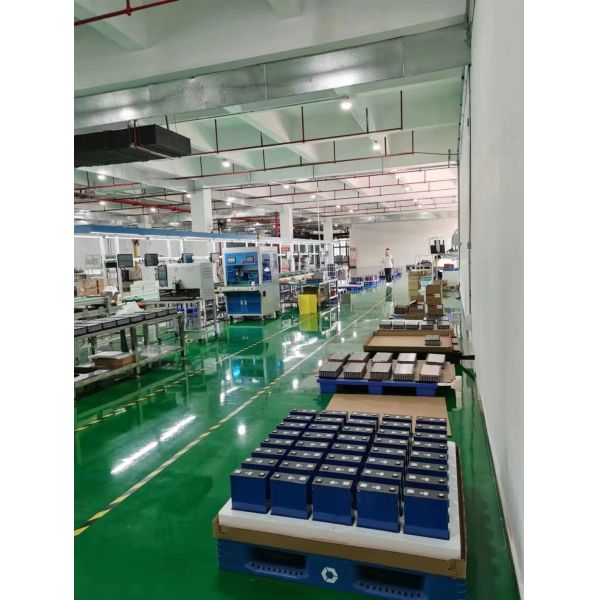 3000wh Black Portable Rechargeable Solar Wind Power Station 3kw Lithium Iron Battery