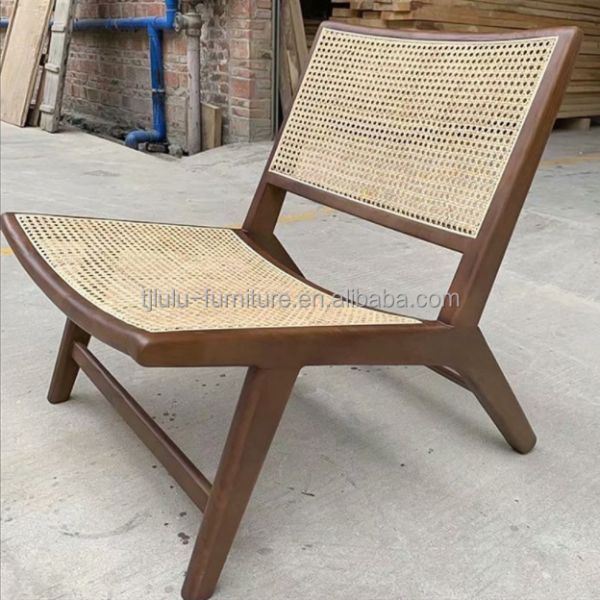 Chaise de salon de loisirs en rotin de couleur brune Meubles de chambre en rotin Salon design moderne pour la détente en plein air