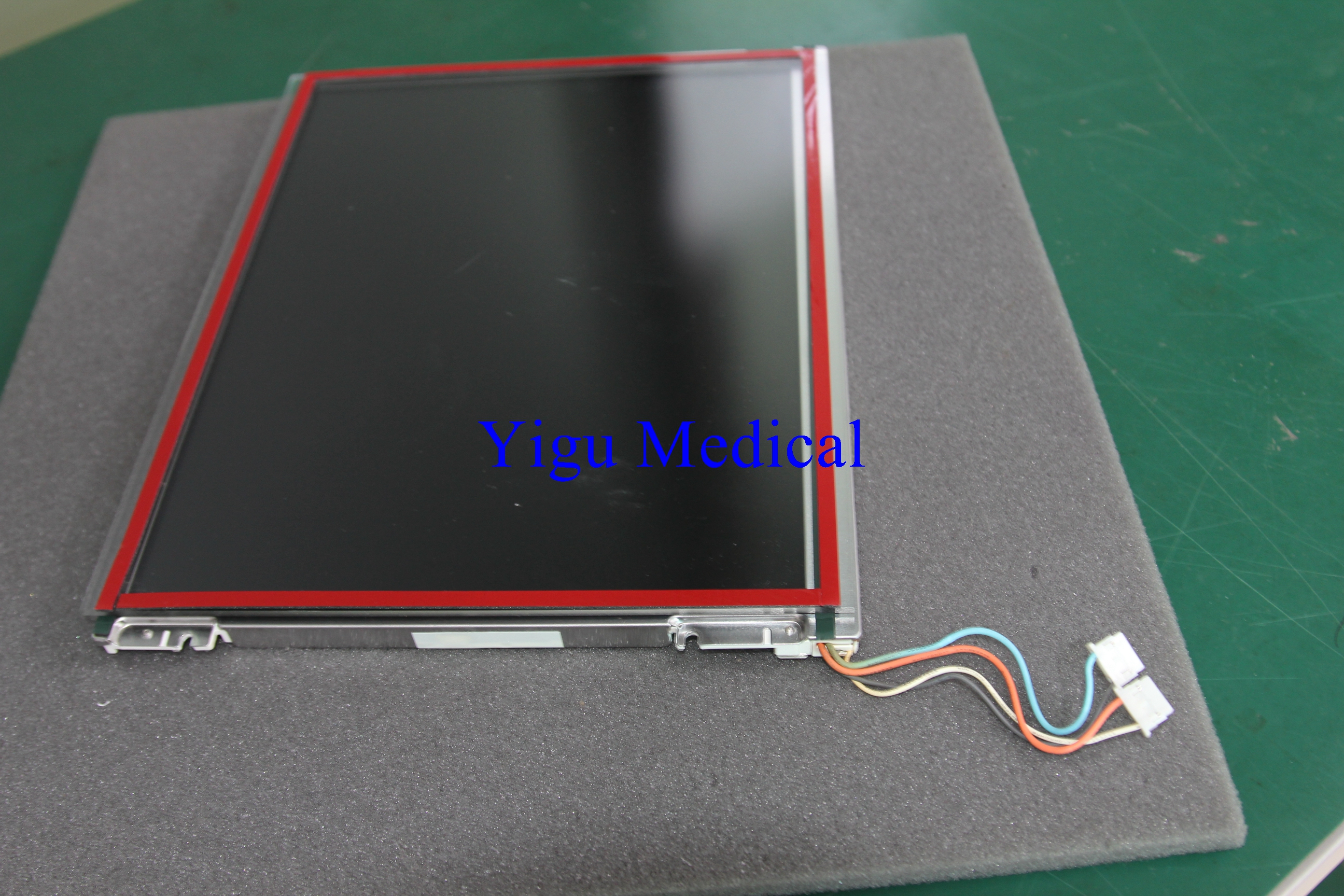 Экран Lcd терпеливого монитора PN LQ121S1LW01 MP40