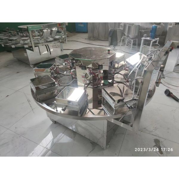 Customized Voltage Rolled Sugar Cone Baking Machine for Newly Designed Ice Cream Cones