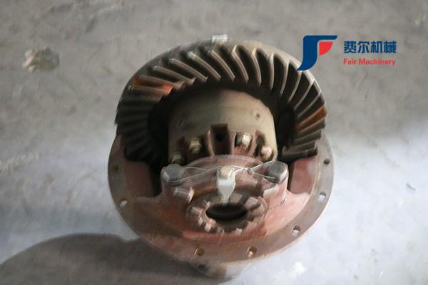 Durable Foton Spare Parts , FL936F Rear Axle Reducer B00256 + 82351100 With Article