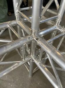 0.64m Length Aluminum LED Display Truss Corrosion Resistant With Counterbalance