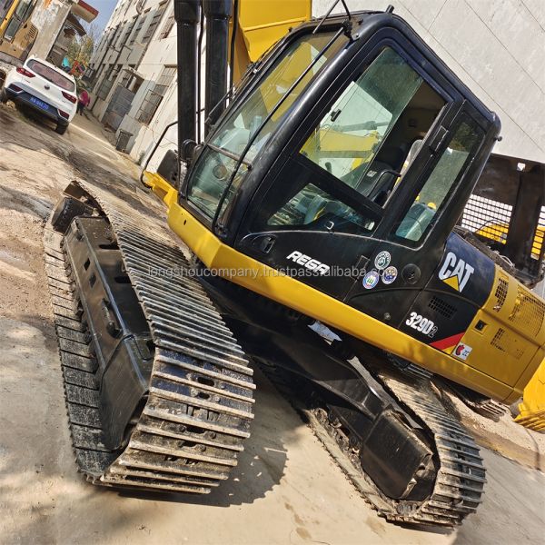 Top Performance Cat 329d Excavator 30 Tons 1.1 Bucket Capacity and 1200 Working Hours